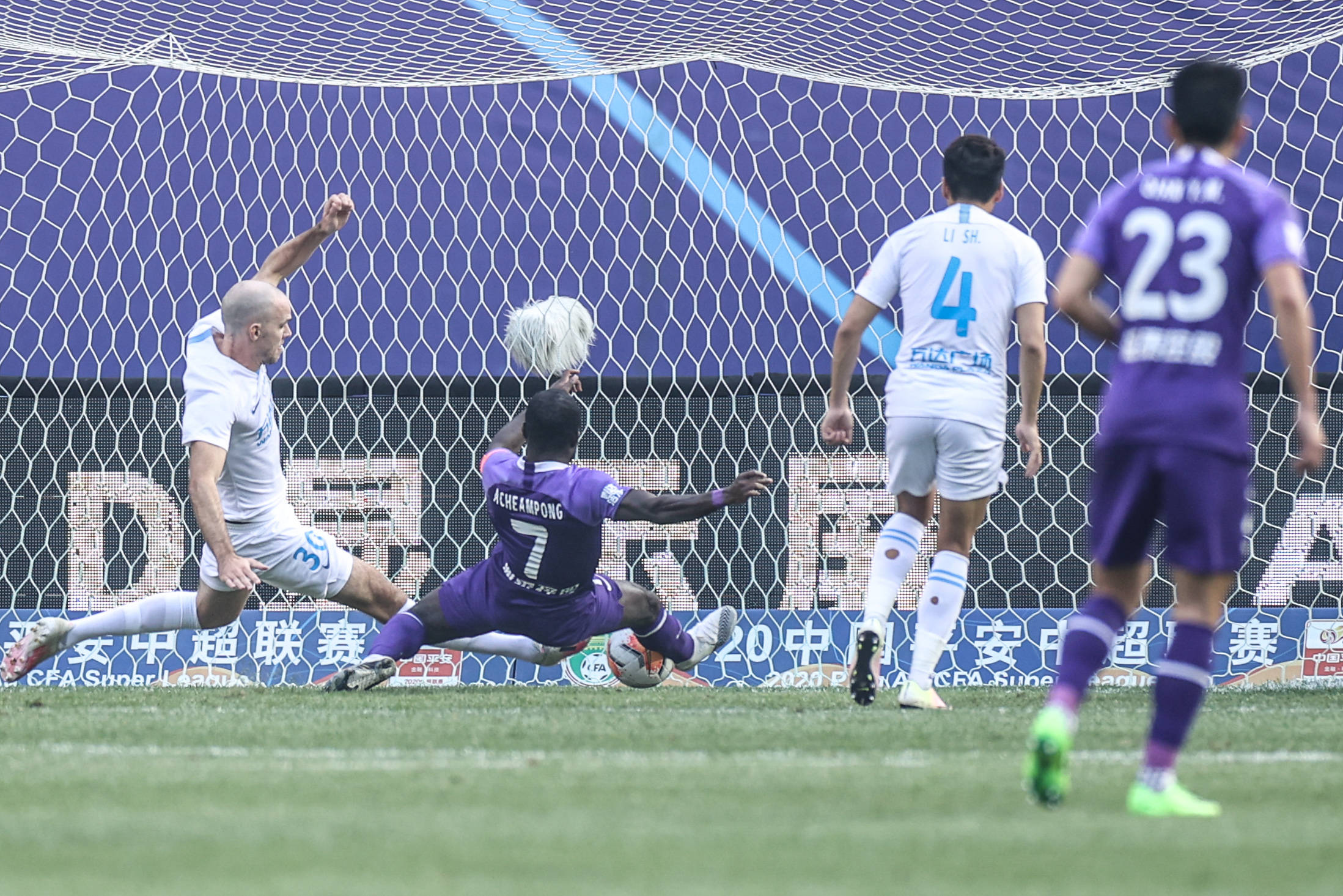 天津泰达主场激战预期爆发点高居不败榜_bsports官网登录