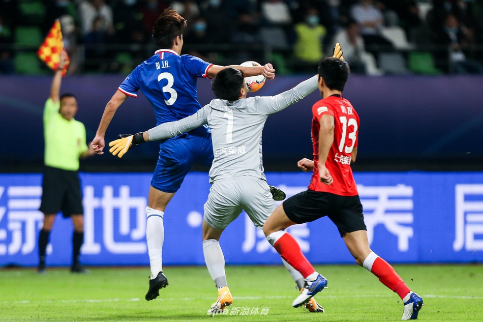 Bsports手机版下载-上海不敌江苏，遭遇激烈对抗失利